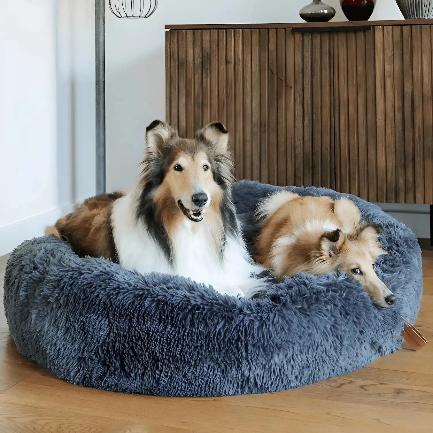 MrFluffyFriend™ – Rauhoittava ja Pestävä Koiran peti